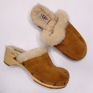Ugg Kalie Chestnut Clogs Youth 2